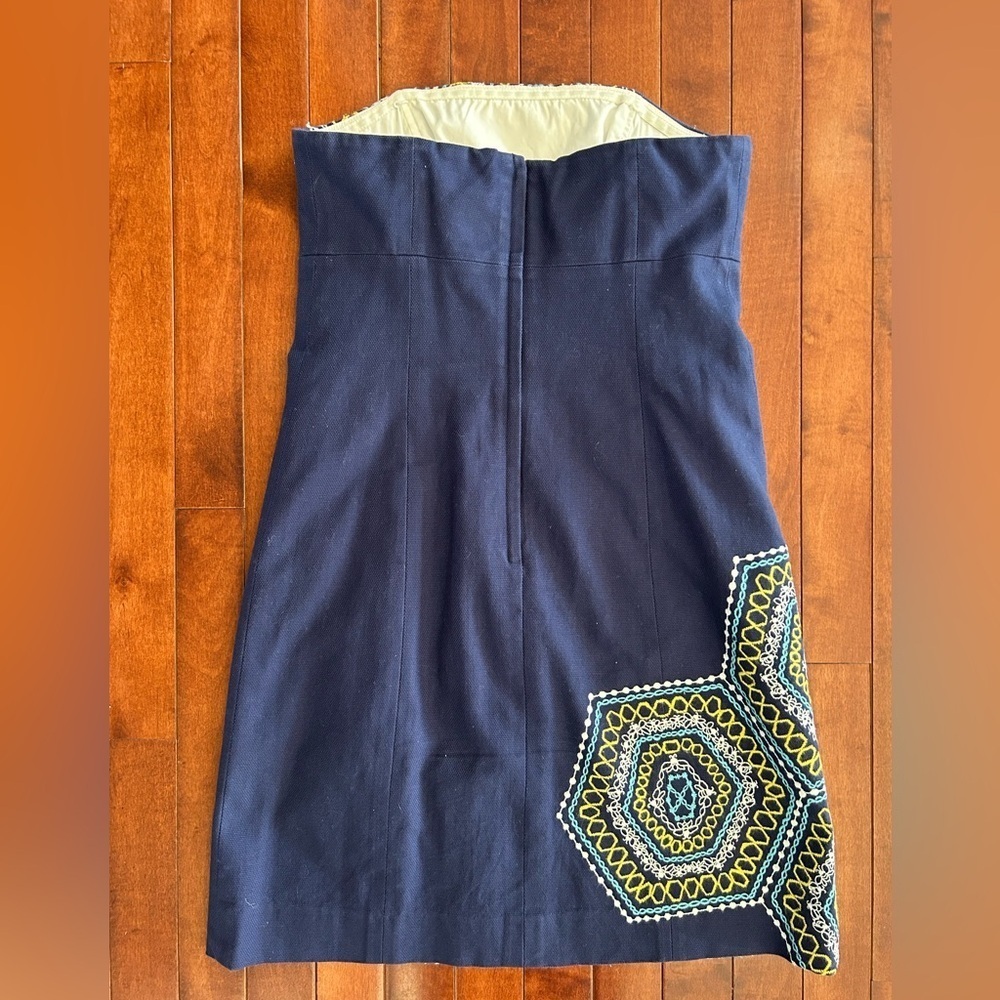Lilly Pulitzer Honeycomb Home Pique Strapless Embroidered Bowen Dress Size 2 - Picture 3 of 12